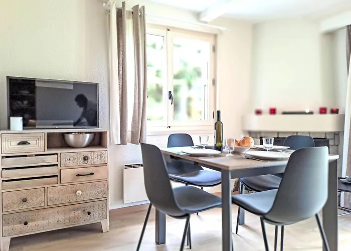 Baudrier A05 By Interhome